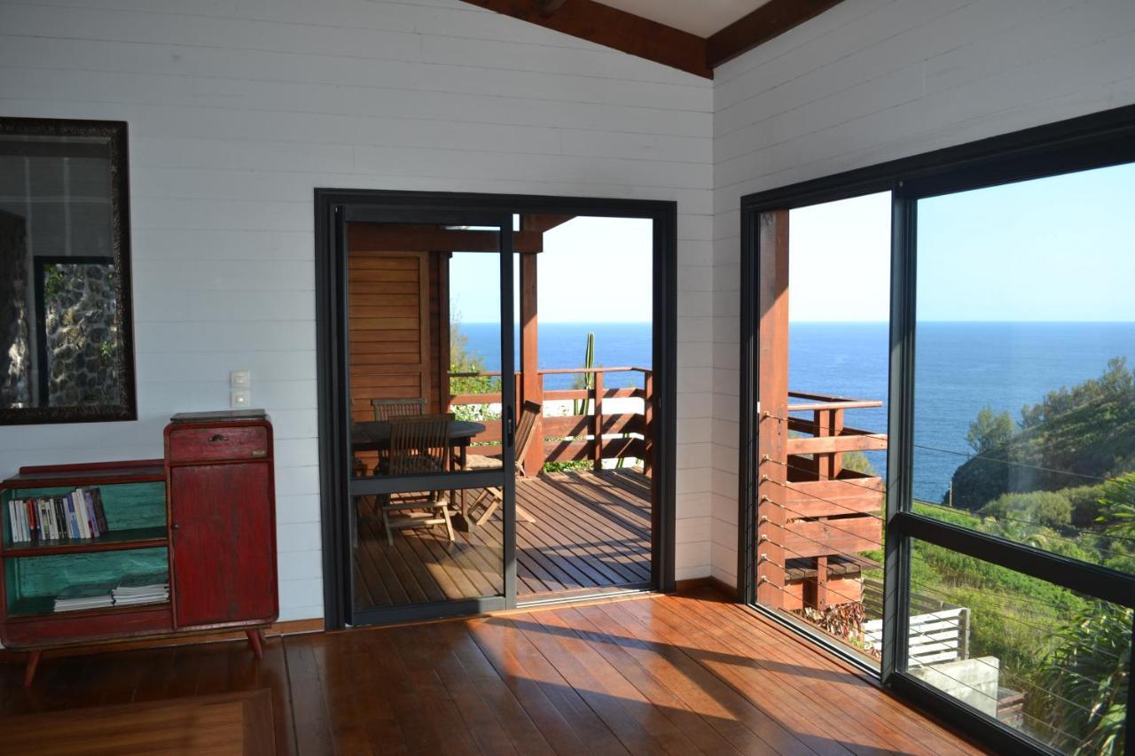 Villa Atypique Le Chat Perche De Grand Anse Петит-Иль Экстерьер фото